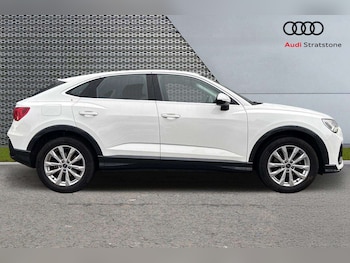 Used Audi Q3 2023 for sale - 76100649: Photo 4