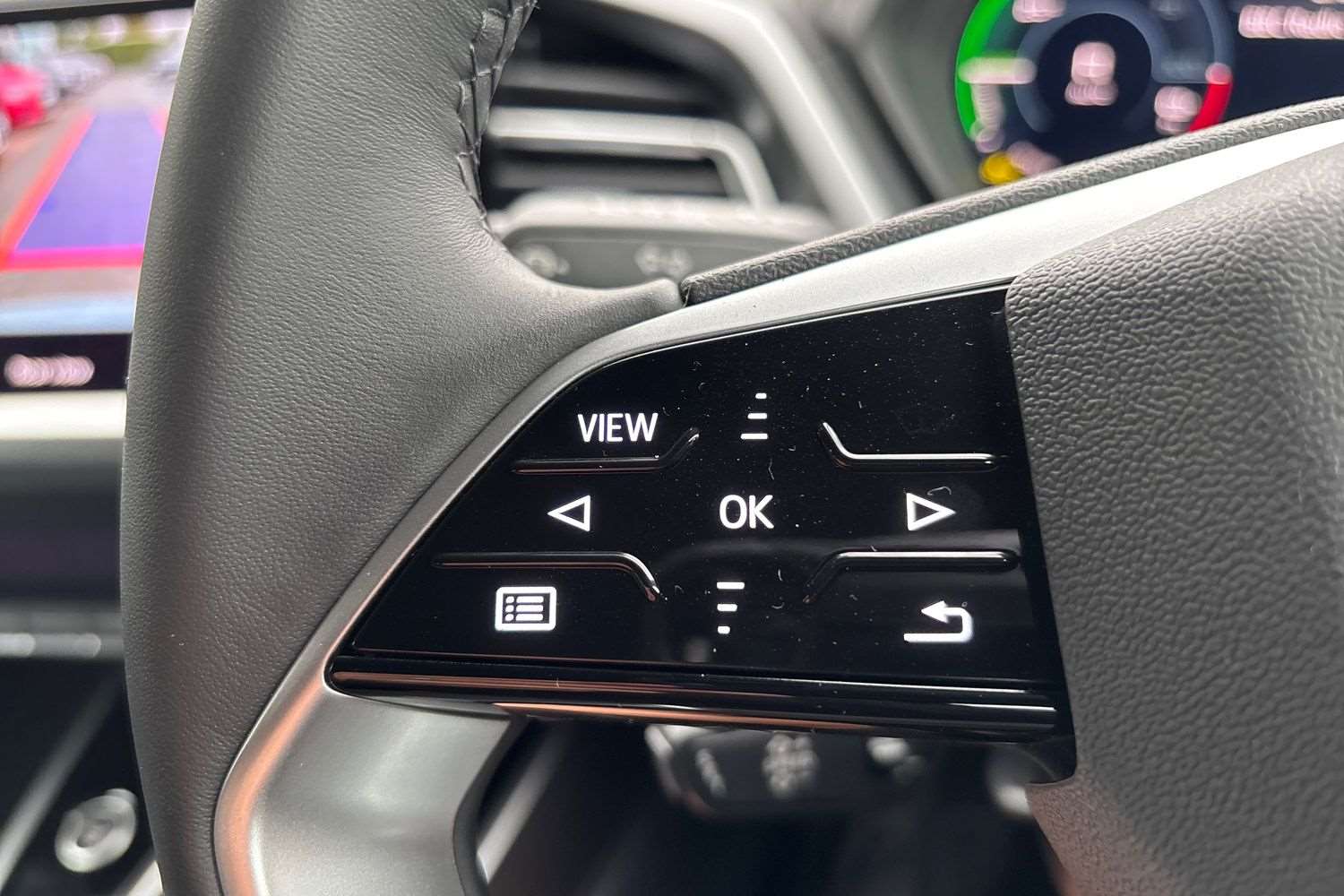 Used Audi Q4 e-tron 2025 for sale - 76298297: Photo 16
