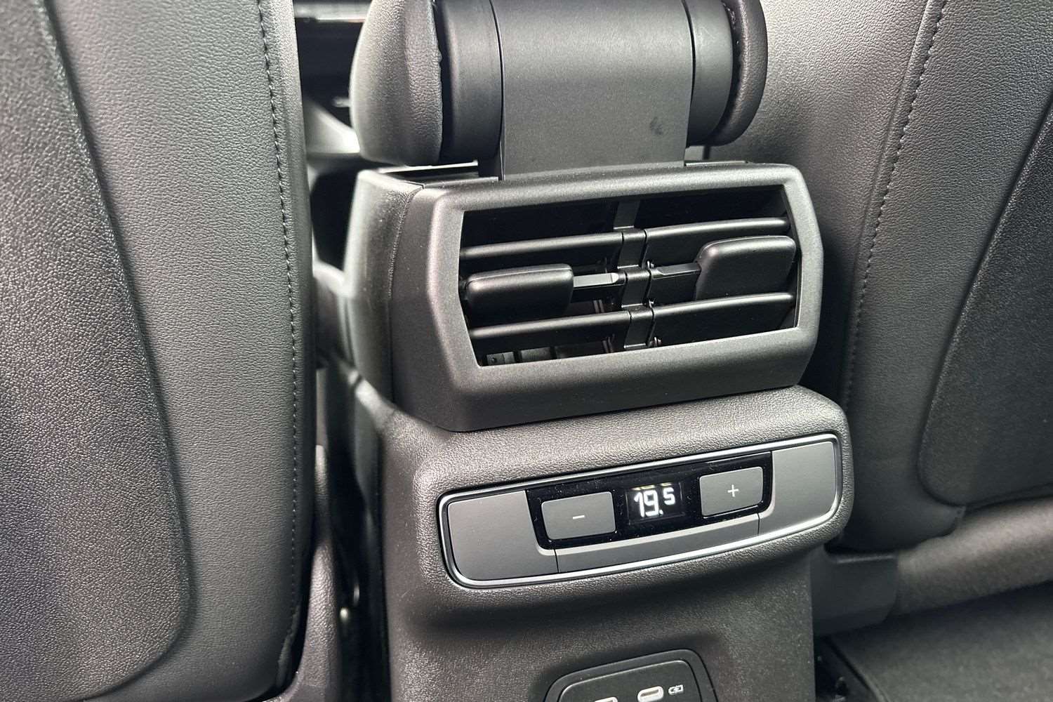 Used Audi Q4 e-tron 2025 for sale - 76298297: Photo 23