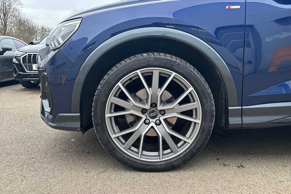Used Audi Q3 2024 for sale - 74716510: Photo 5