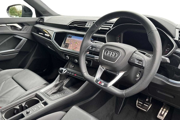 Used Audi Q3 2024 for sale - 74716510: Photo 6