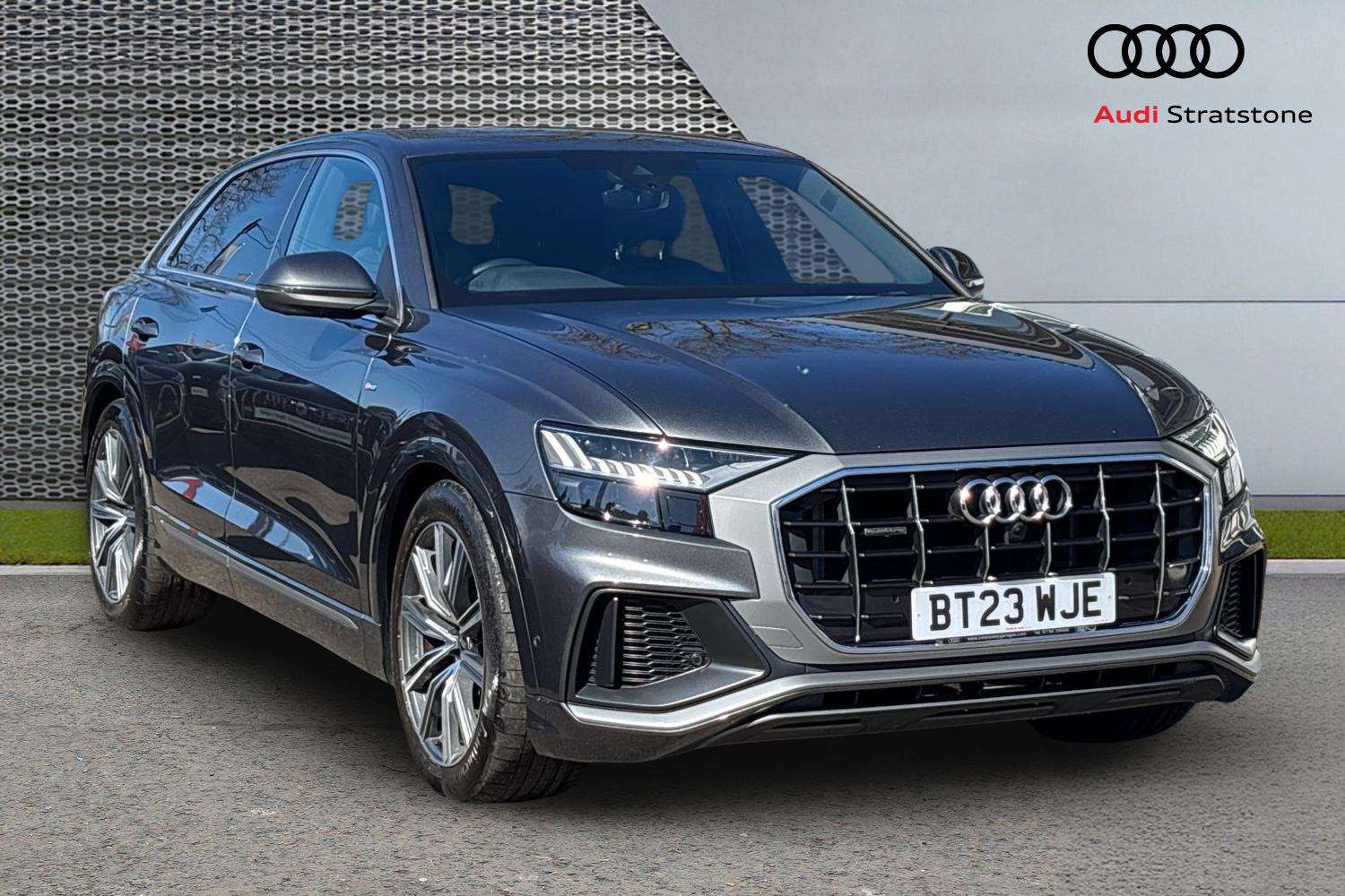 Used Audi Q8 2023 for sale - 78161325: Photo 1