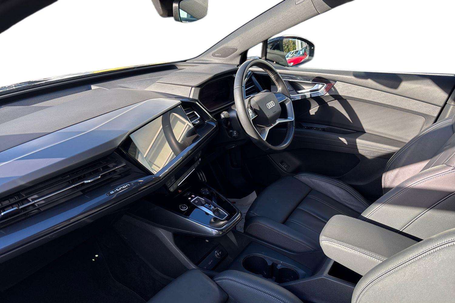 Used Audi Q4 e-tron 2022 for sale - 77928420: Photo 2