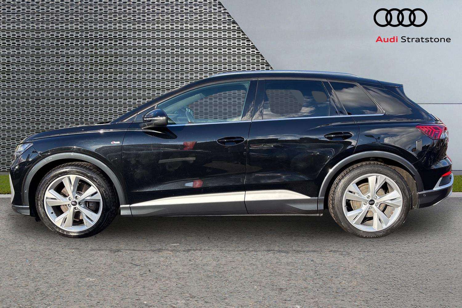 Used Audi Q4 e-tron 2022 for sale - 77928420: Photo 8