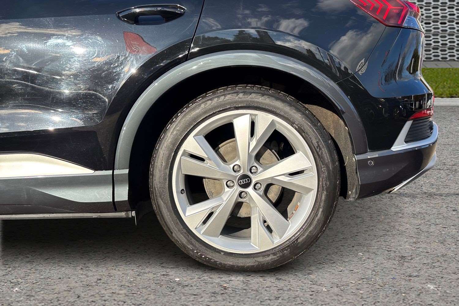 Used Audi Q4 e-tron 2022 for sale - 77928420: Photo 9