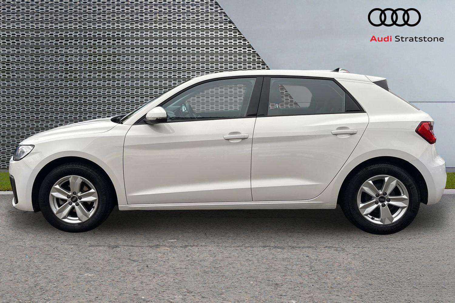 Used Audi A1 2023 for sale - 76249071: Photo 8