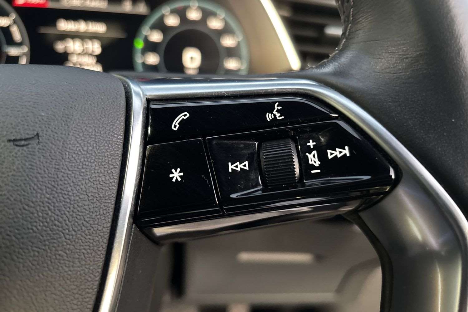 Used Audi e-tron 2020 for sale - 77397958: Photo 17