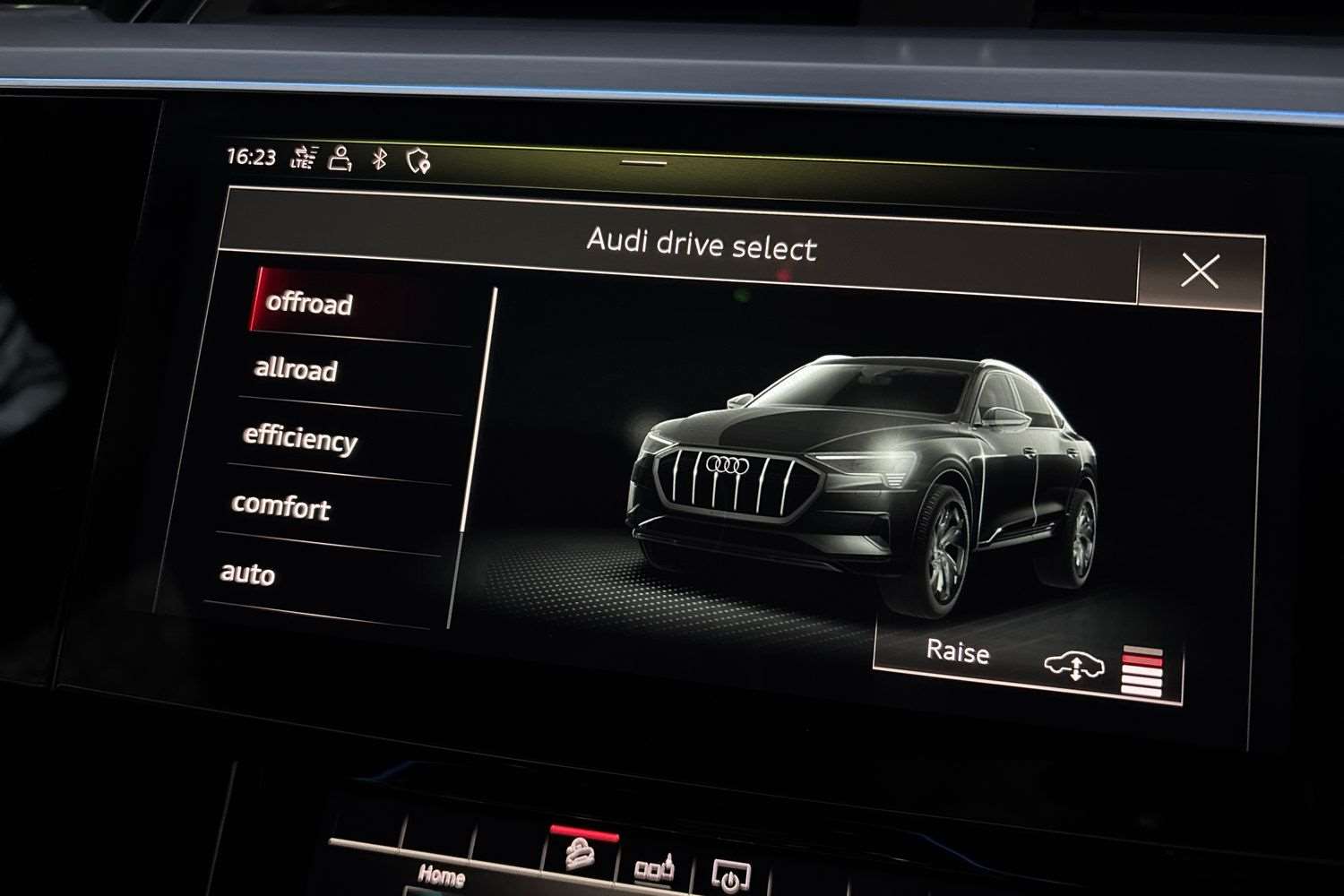 Used Audi e-tron 2020 for sale - 77397958: Photo 30