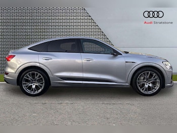 Used Audi e-tron 2020 for sale - 77397958: Photo