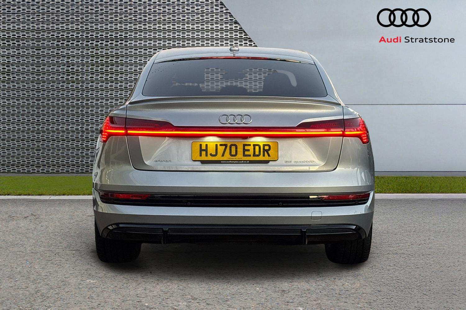 Used Audi e-tron 2020 for sale - 77397958: Photo 7