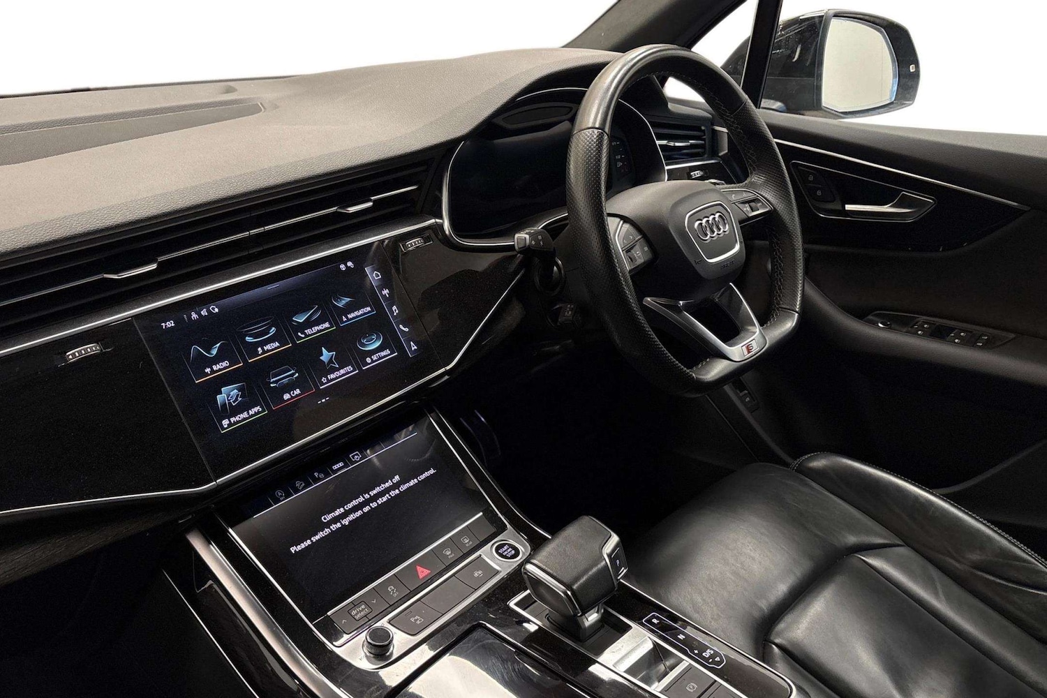 Used Audi Q7 2022 for sale - 76126033: Photo 2