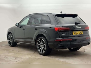 Used Audi Q7 2022 for sale - 76126033: Photo