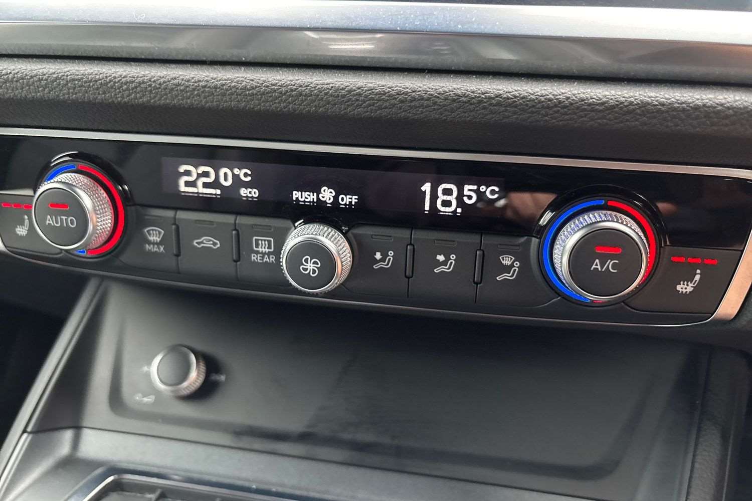 Used Audi Q3 2020 for sale - 76205274: Photo 28
