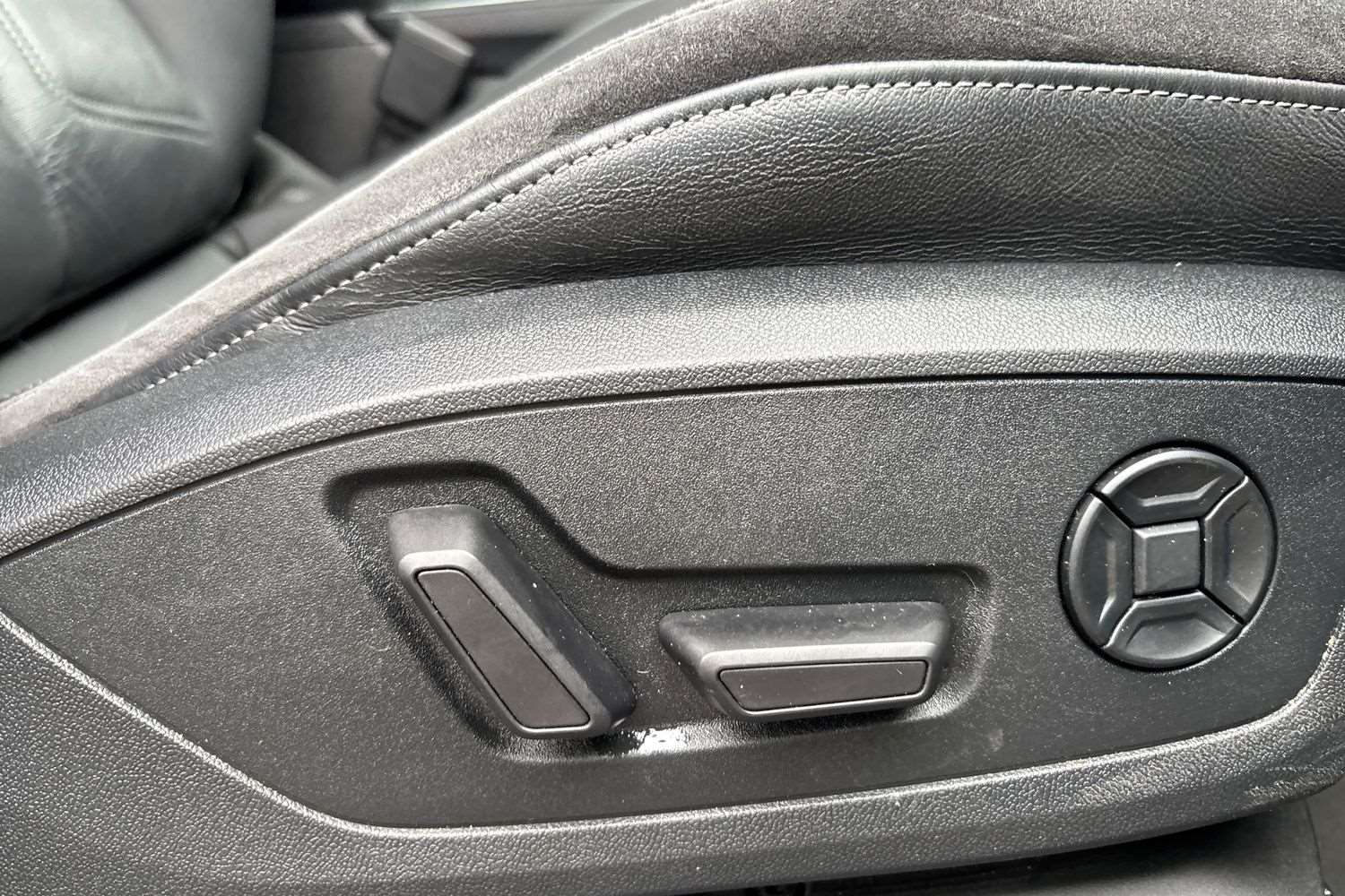 Used Audi Q3 2020 for sale - 76205274: Photo 34
