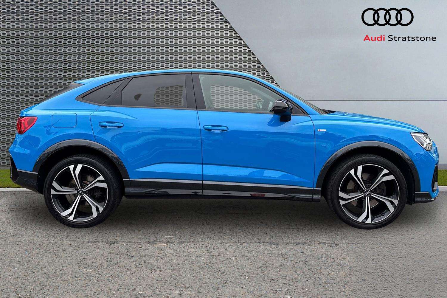 Used Audi Q3 2020 for sale - 76205274: Photo 4