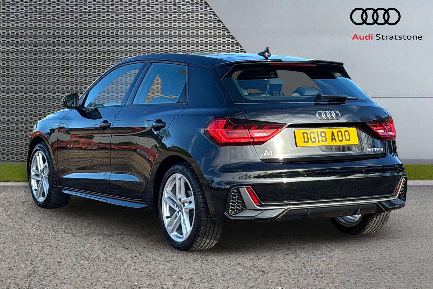 Used Audi A1 2019 for sale - 76339601: Photo 3