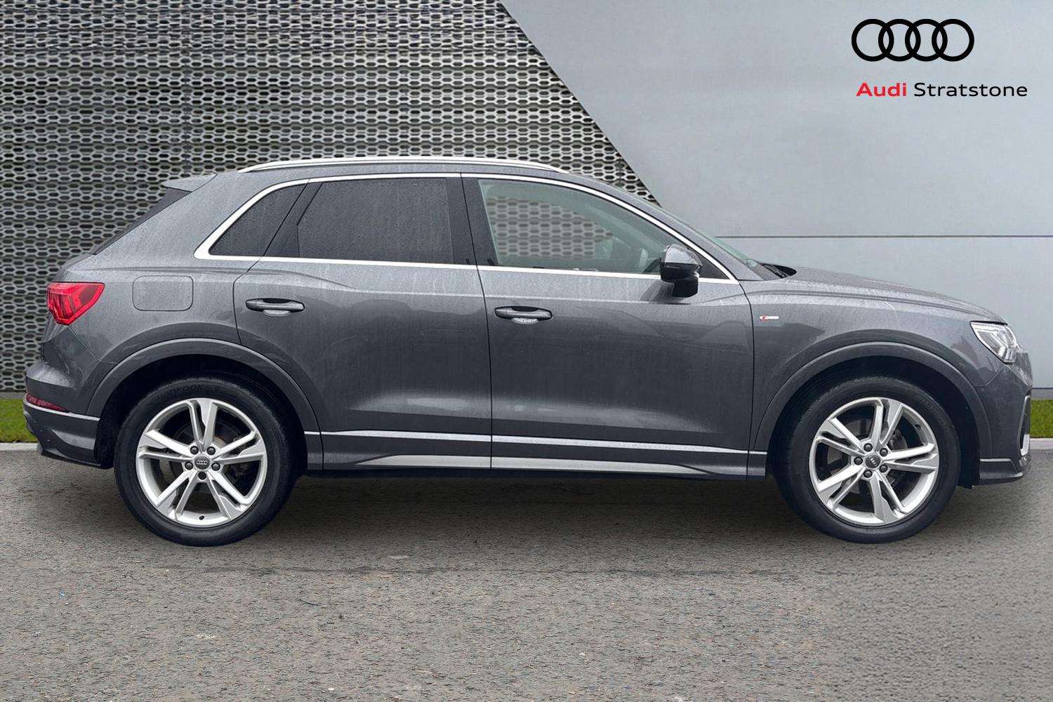 Used Audi Q3 2019 for sale - 77458554: Photo 4