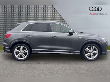 Used Audi Q3 2019 for sale - 77458554: Photo