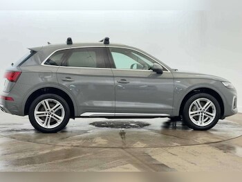Used Audi Q5 2021 for sale - 77333785: Photo