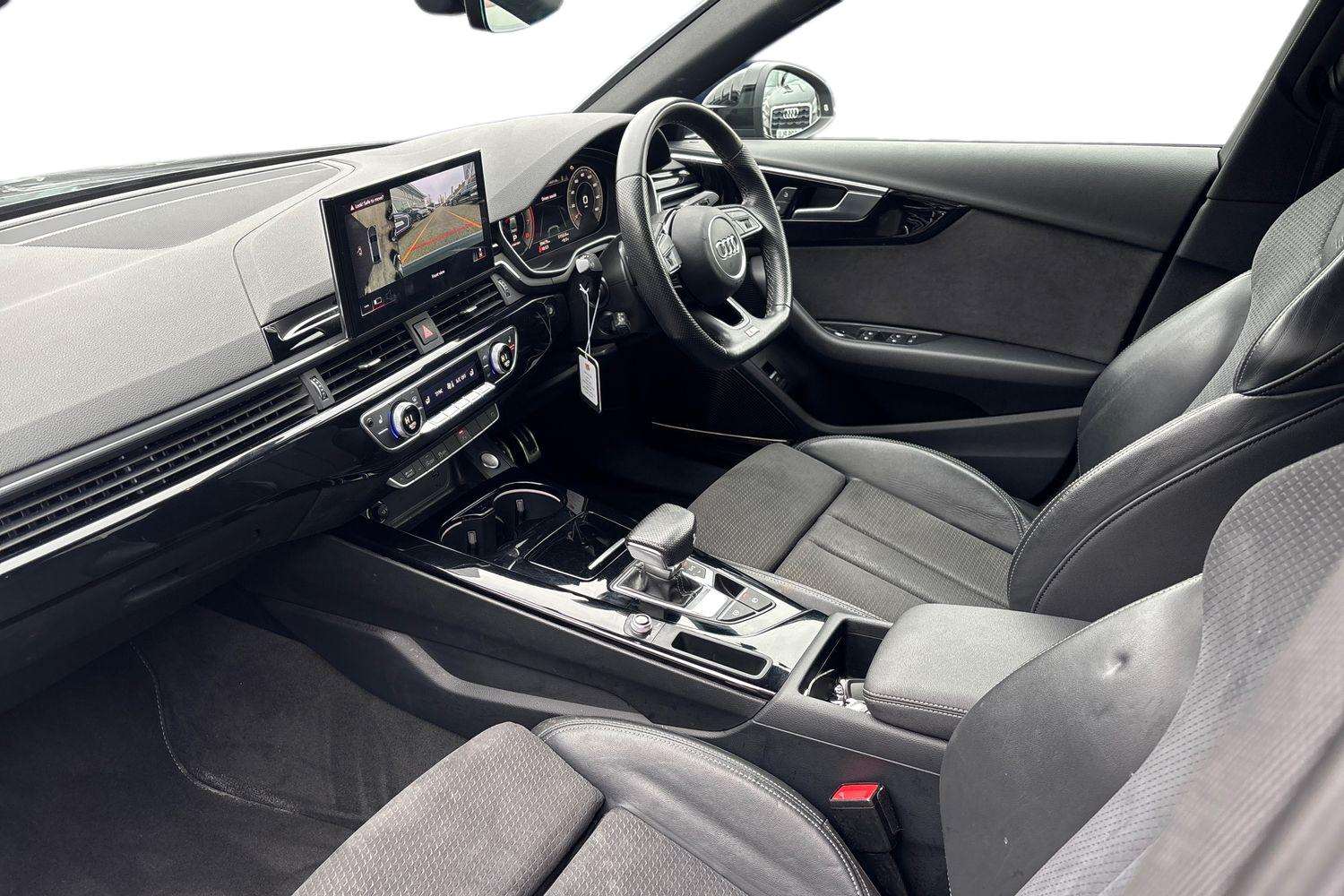 Used Audi A4 2022 for sale - 77635017: Photo 2