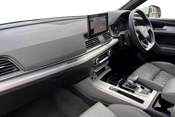 Used Audi Q5 2022 for sale - 75143621: Photo 2