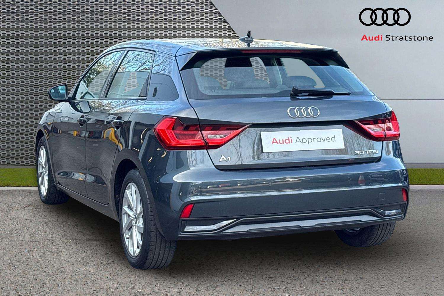Used Audi A1 for sale - 77726879: Photo 3
