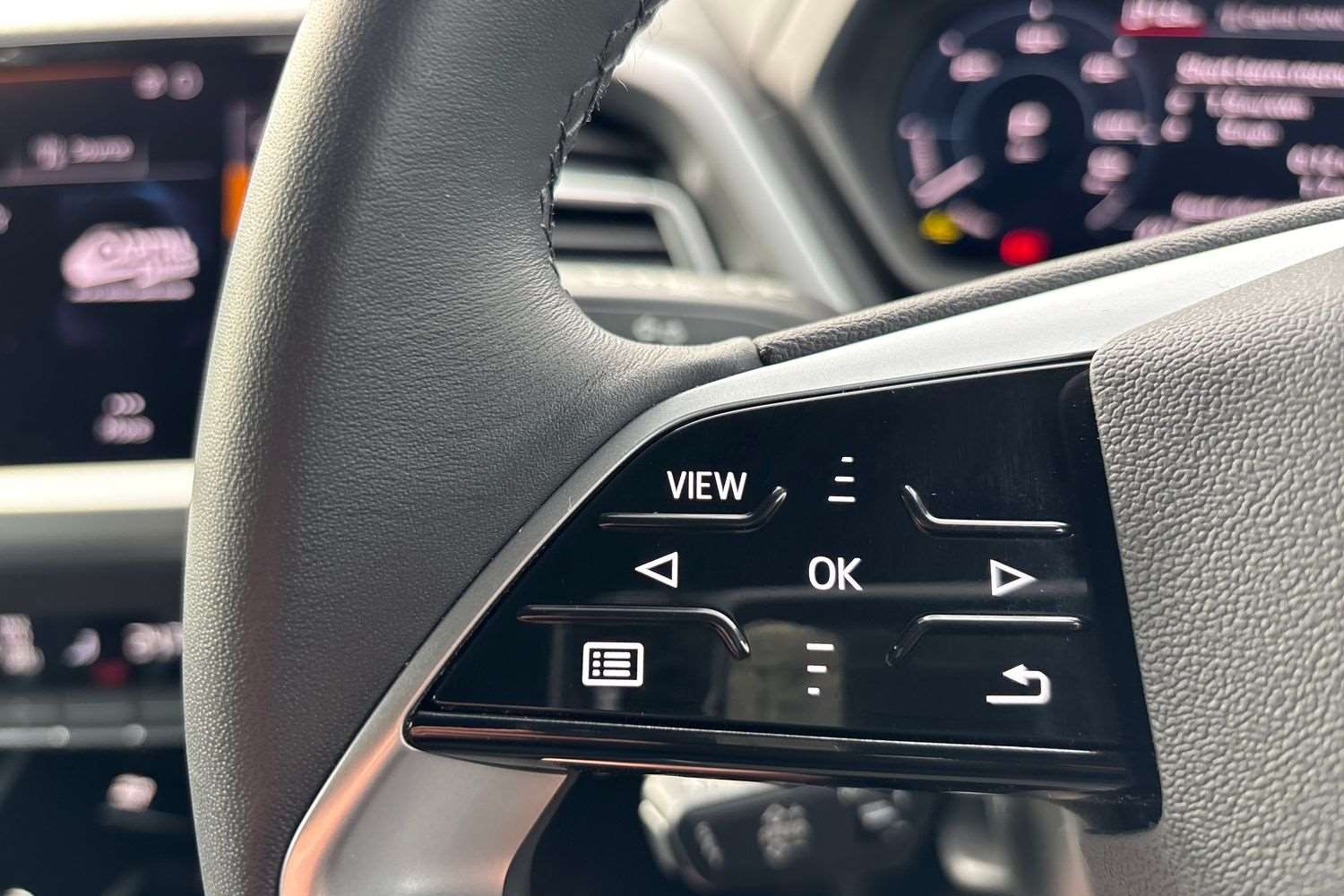 Used Audi Q4 e-tron 2025 for sale - 77741101: Photo 16