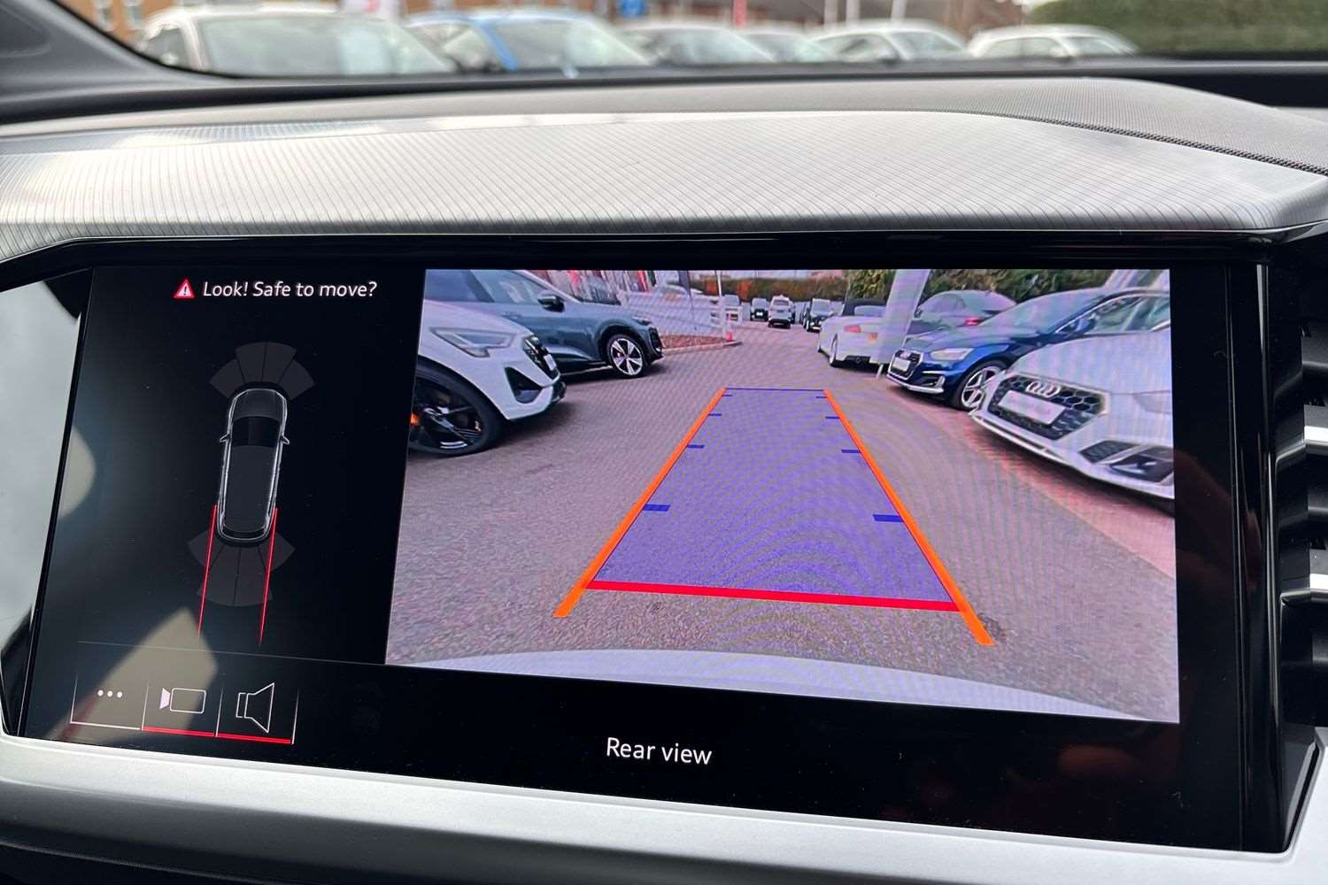 Used Audi Q4 e-tron 2025 for sale - 77741101: Photo 26