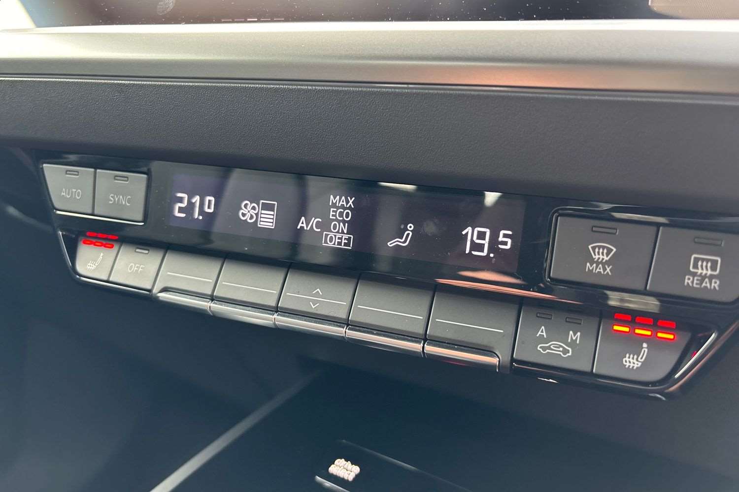 Used Audi Q4 e-tron 2025 for sale - 77741101: Photo 28