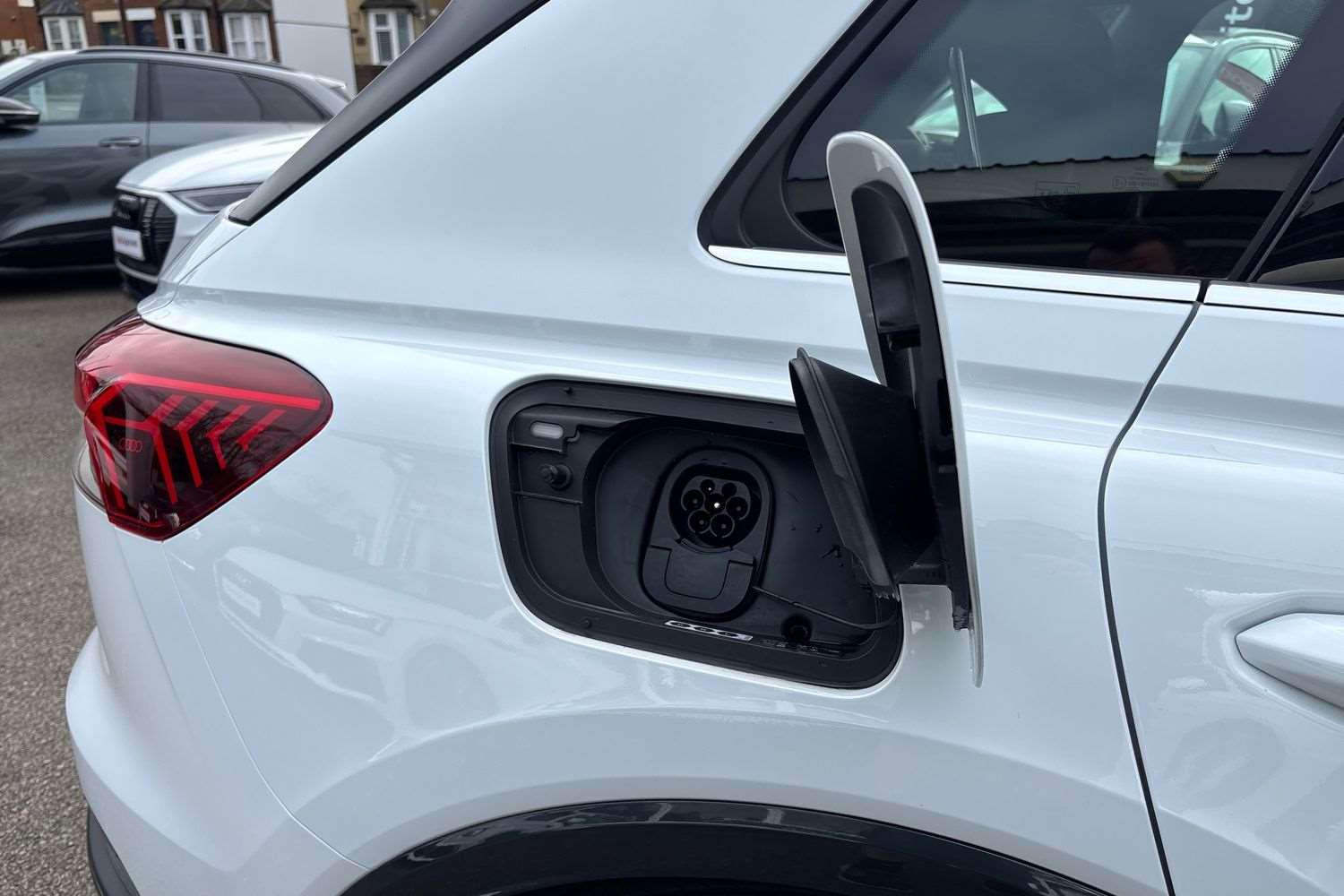 Used Audi Q4 e-tron 2025 for sale - 77741101: Photo 33