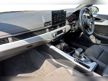 Used Audi A4 2019 for sale - 75496640: Photo