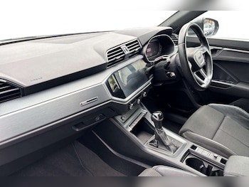 Used Audi Q3 2020 for sale - 79294837: Photo