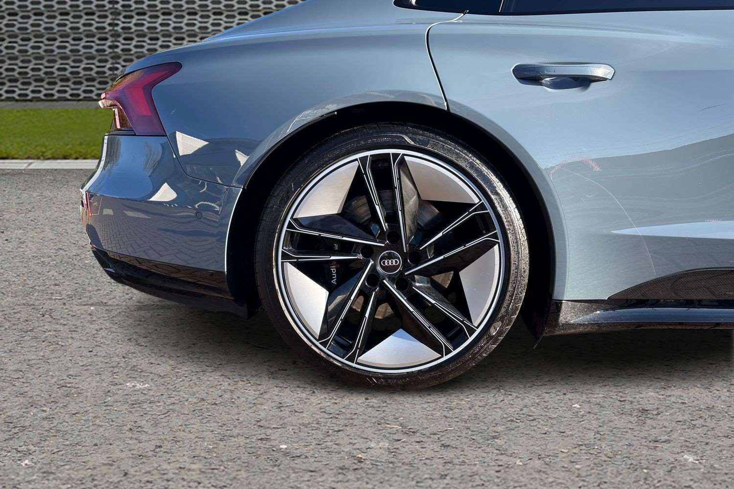 Used Audi RS e-tron GT 2021 for sale - 77194686: Photo 11