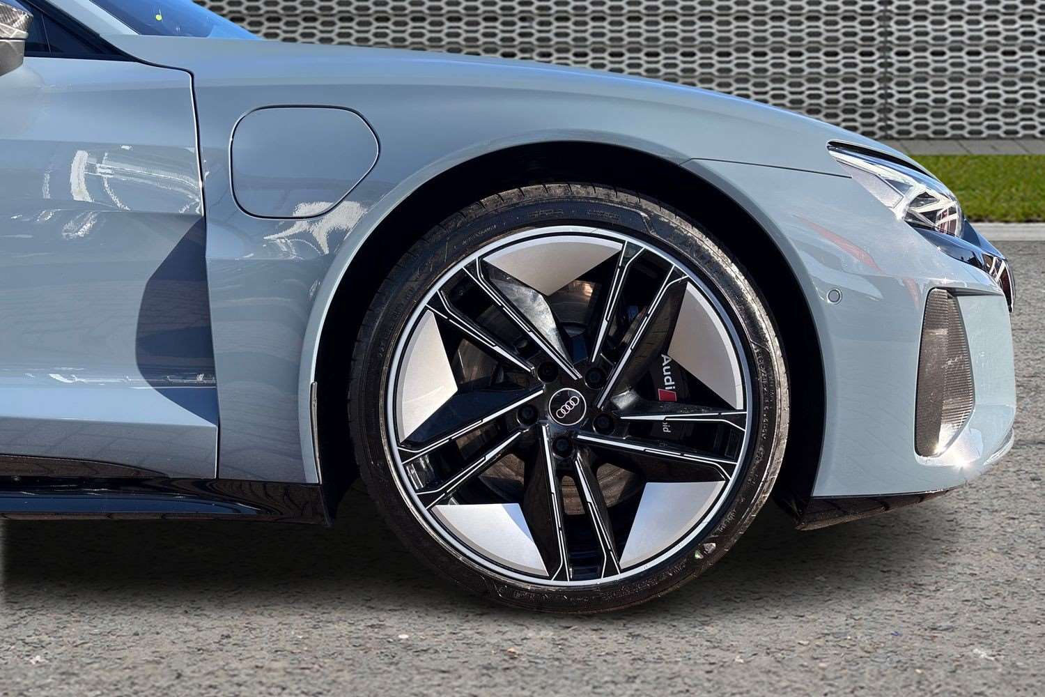 Used Audi RS e-tron GT 2021 for sale - 77194686: Photo 5