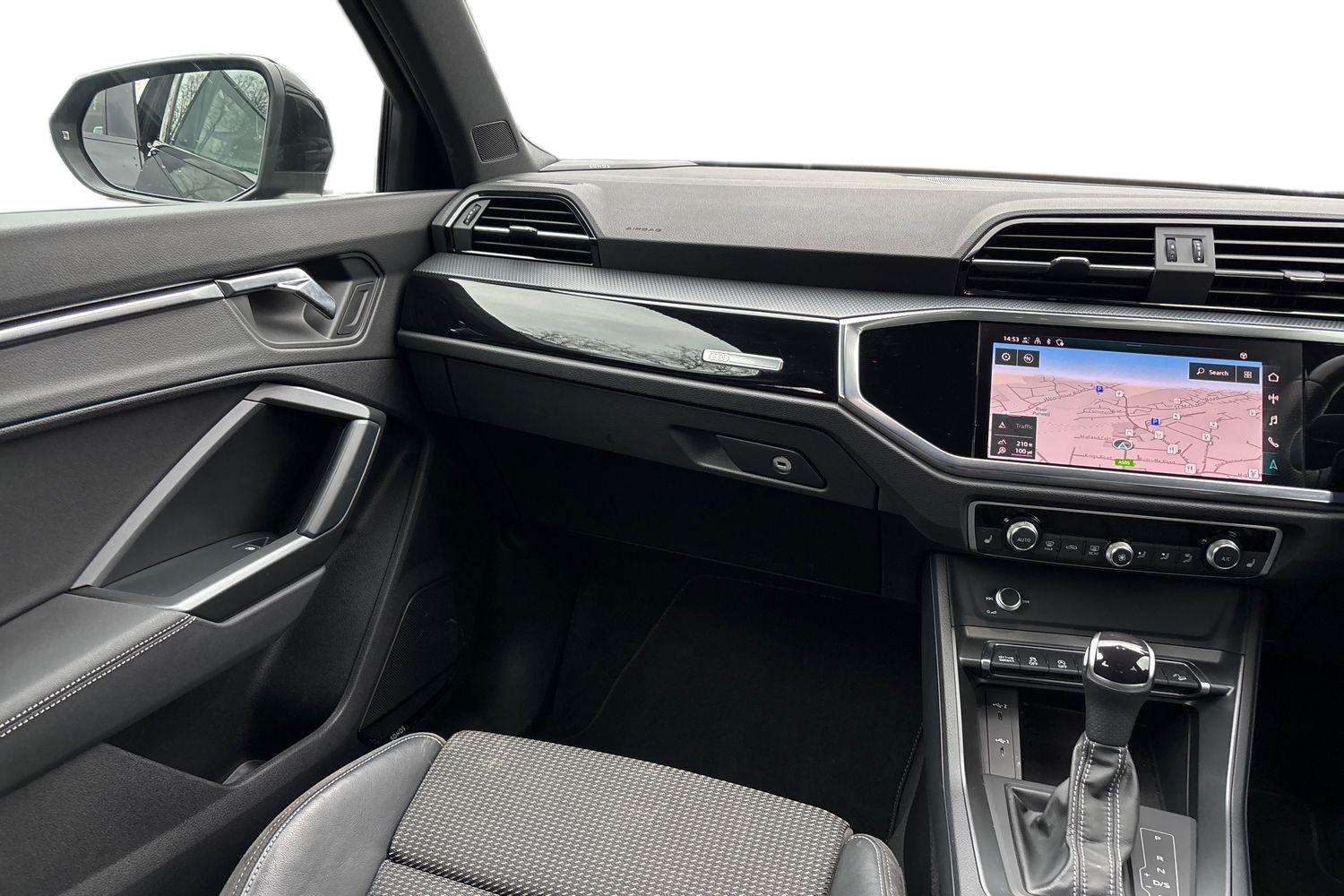 Used Audi Q3 2021 for sale - 77414611: Photo 19