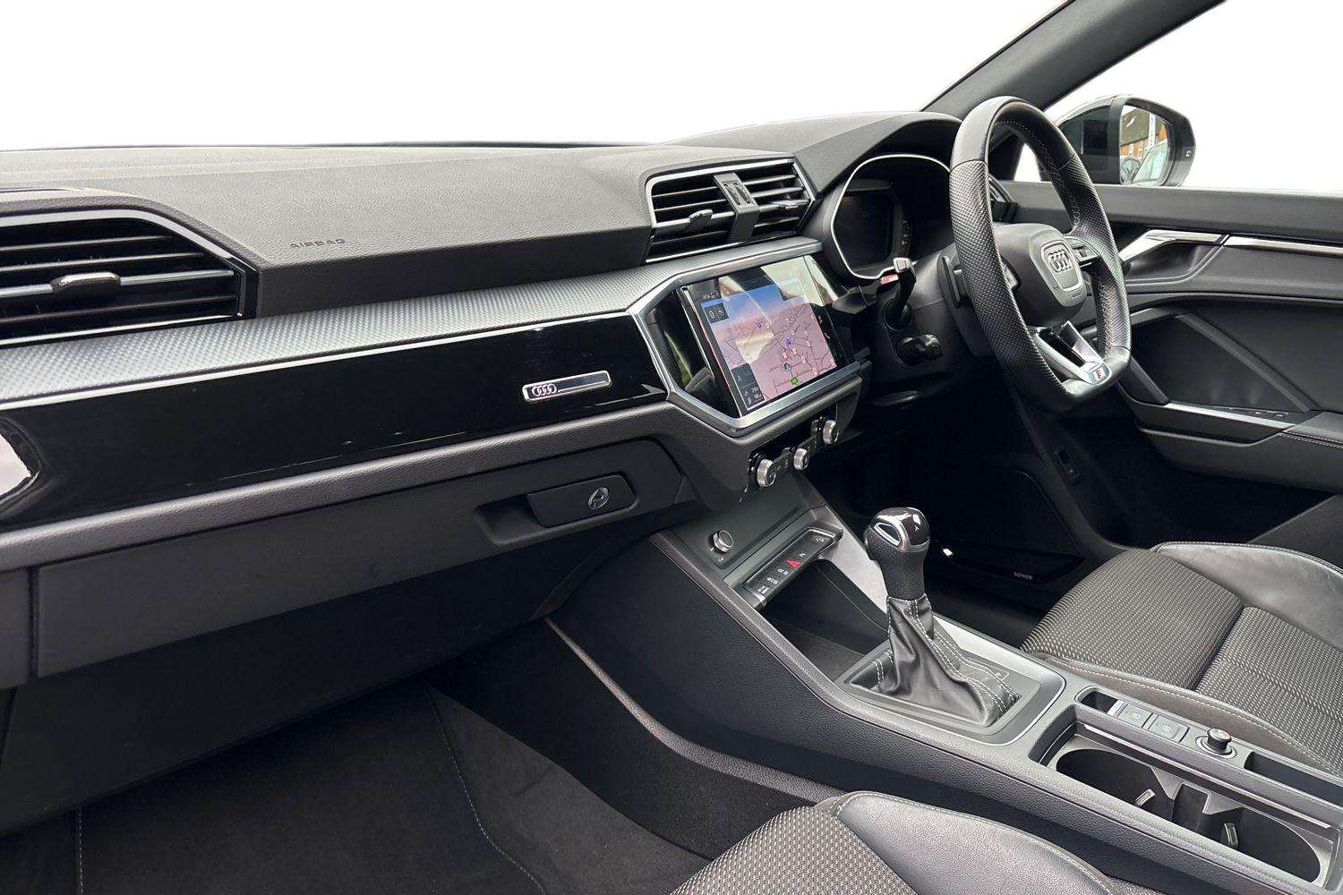 Used Audi Q3 2021 for sale - 77414611: Photo 2