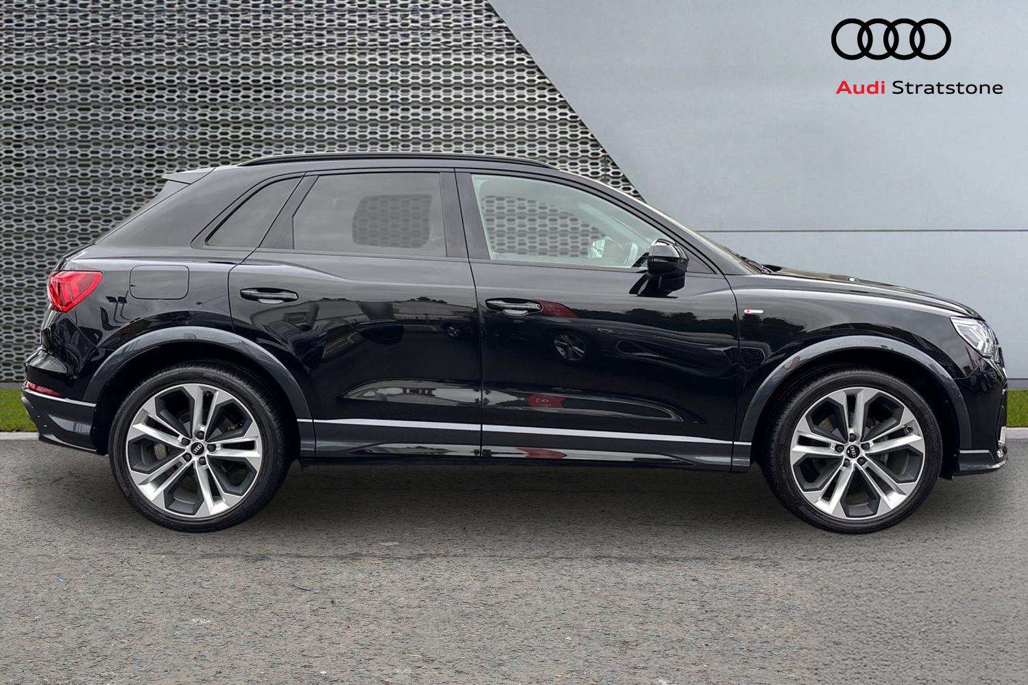 Used Audi Q3 2021 for sale - 77414611: Photo 4