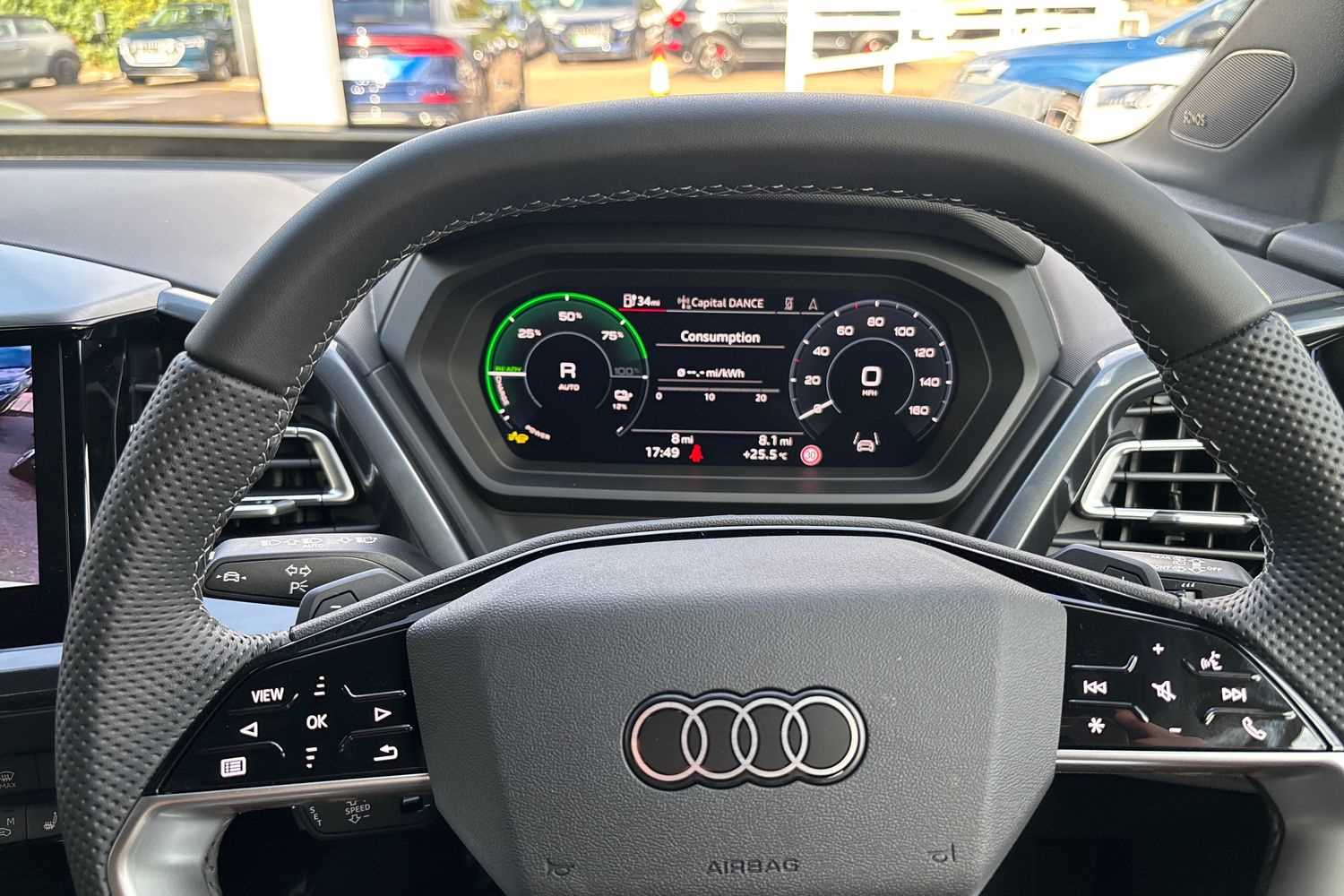 Used Audi Q4 e-tron 2025 for sale - 76587675: Photo 17