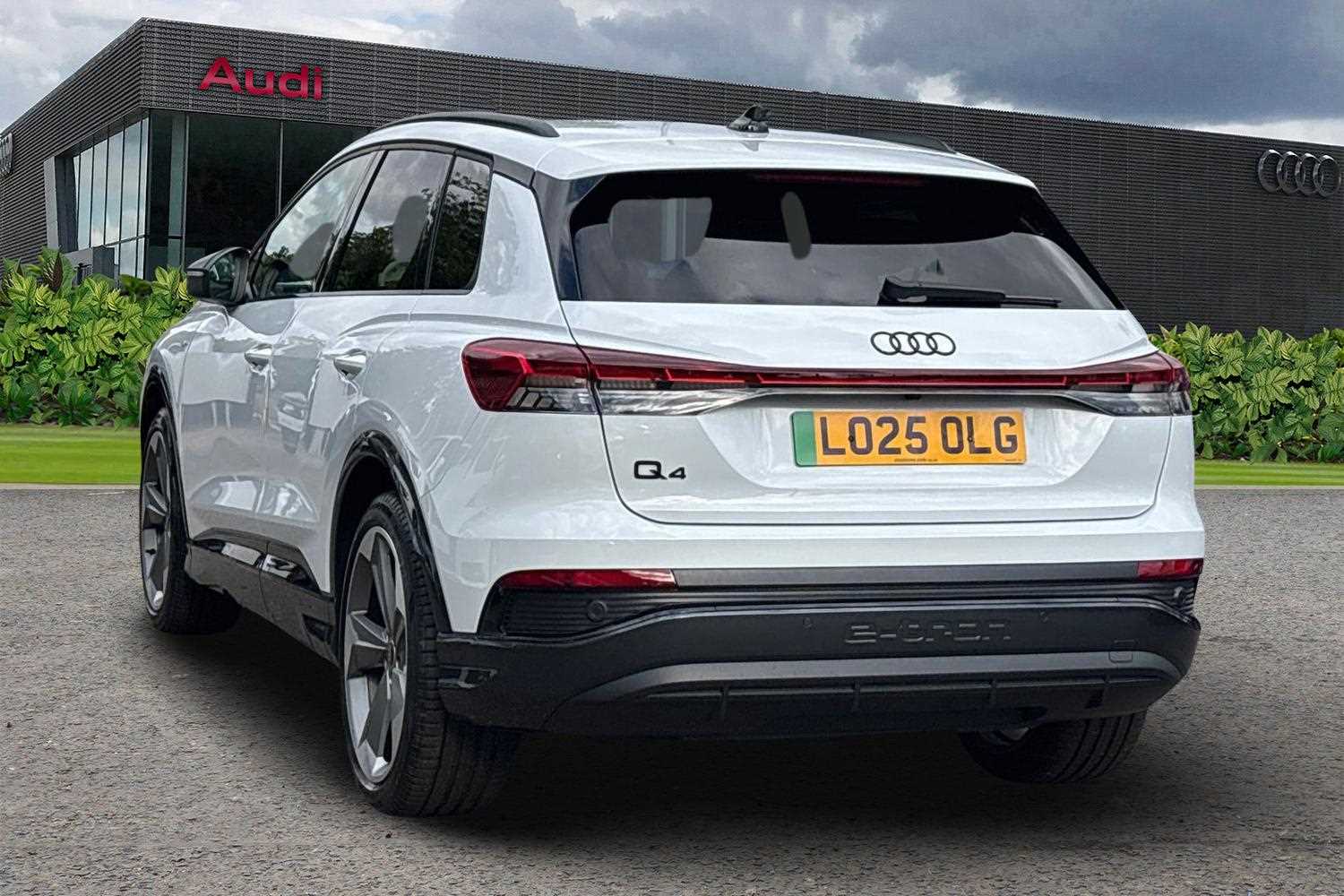 Used Audi Q4 e-tron 2025 for sale - 76587675: Photo 3