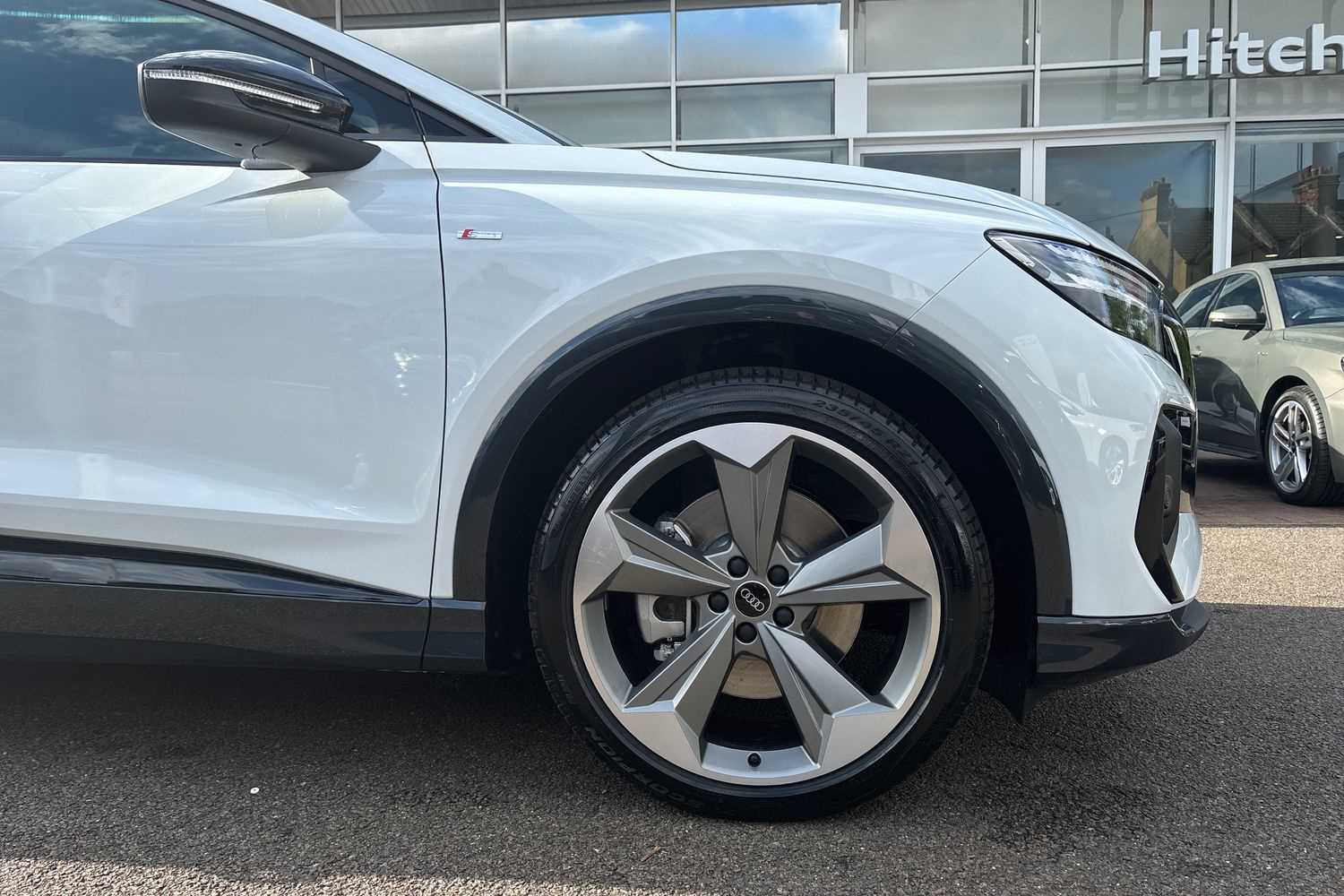 Used Audi Q4 e-tron 2025 for sale - 76587675: Photo 5