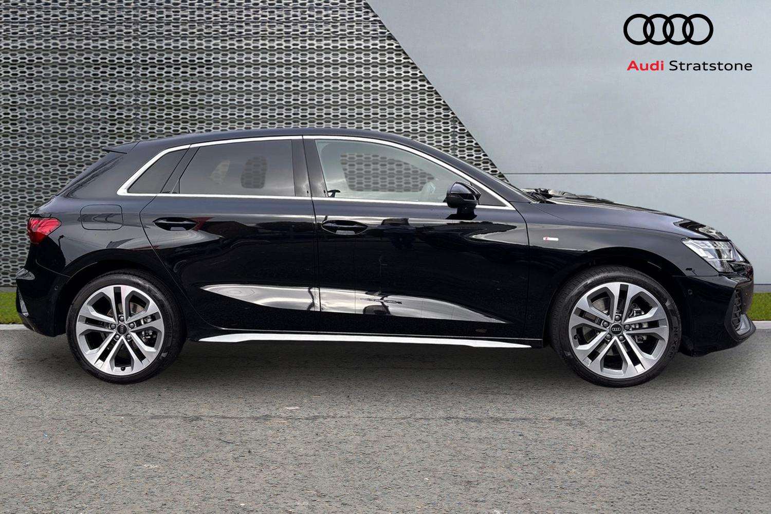 Used Audi A3 2025 for sale - 76529234: Photo 4