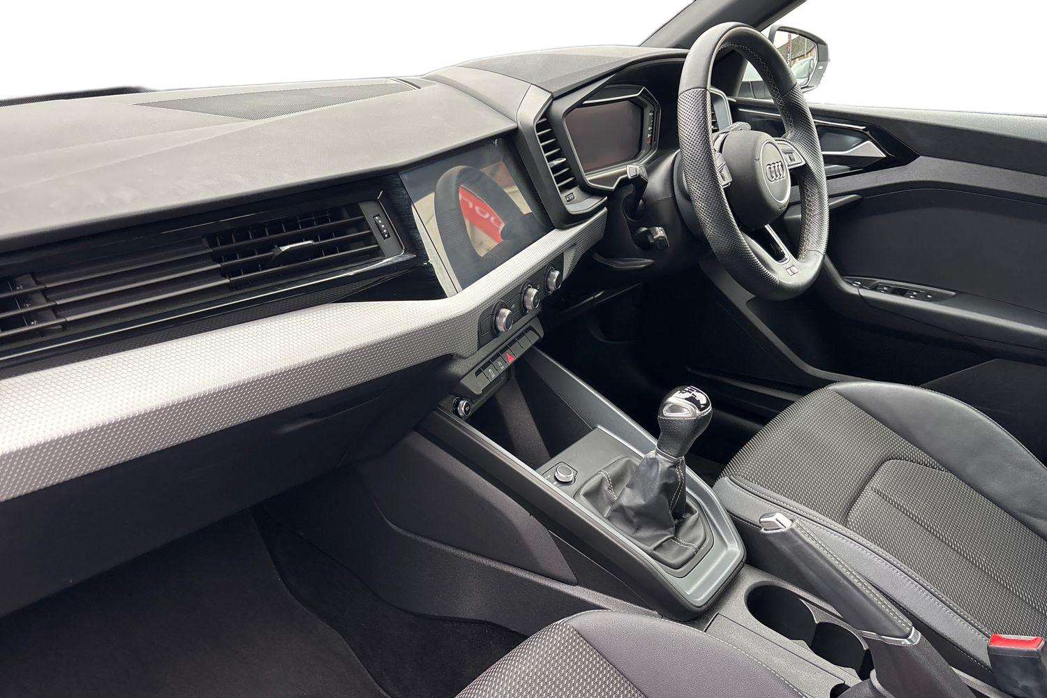 Used Audi A1 2023 for sale - 77414845: Photo 2