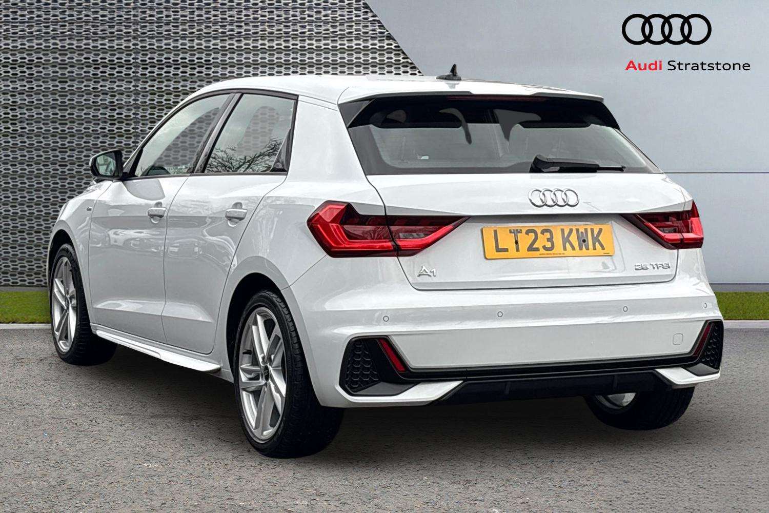 Used Audi A1 2023 for sale - 77414845: Photo 3