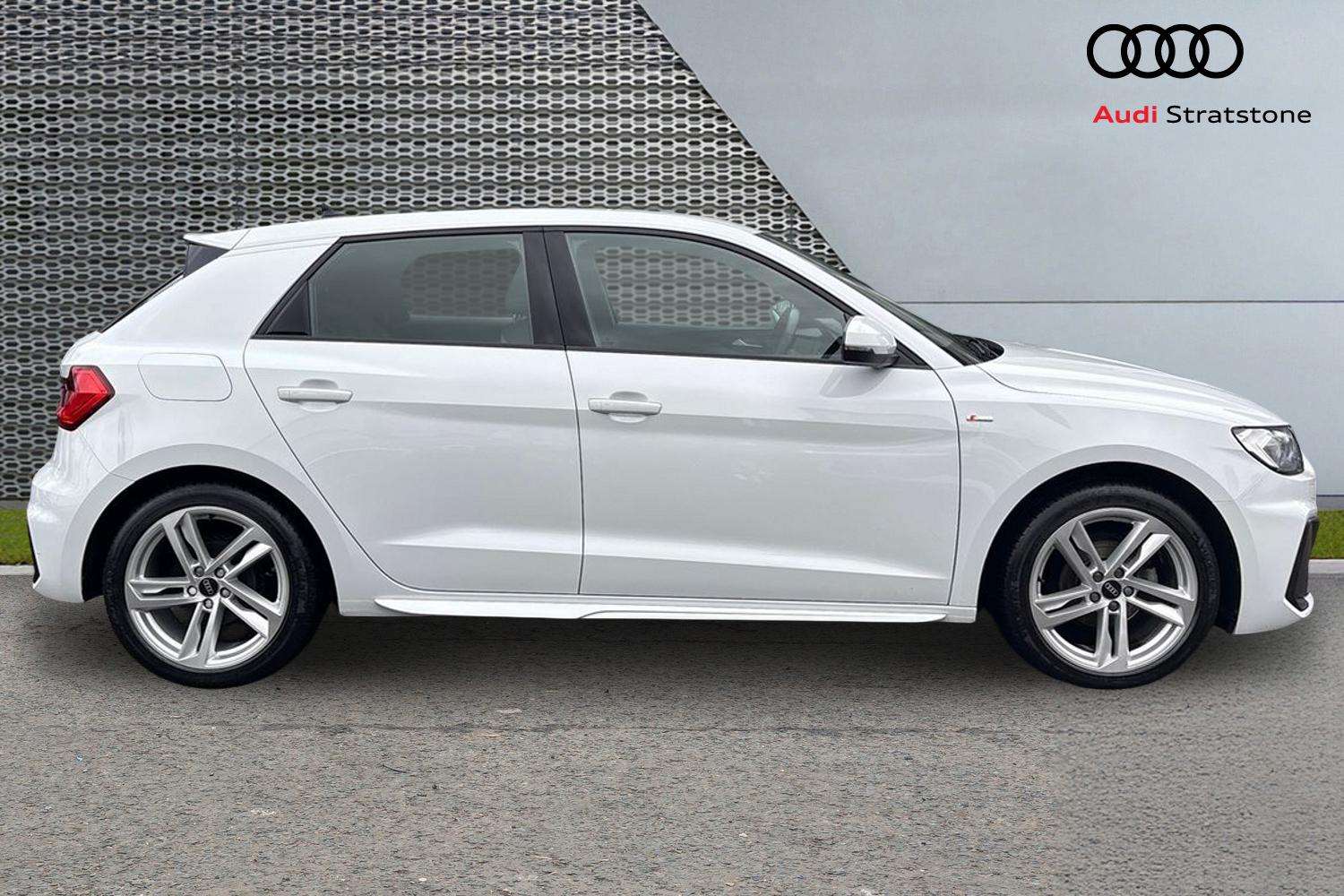 Used Audi A1 2023 for sale - 77414845: Photo 4