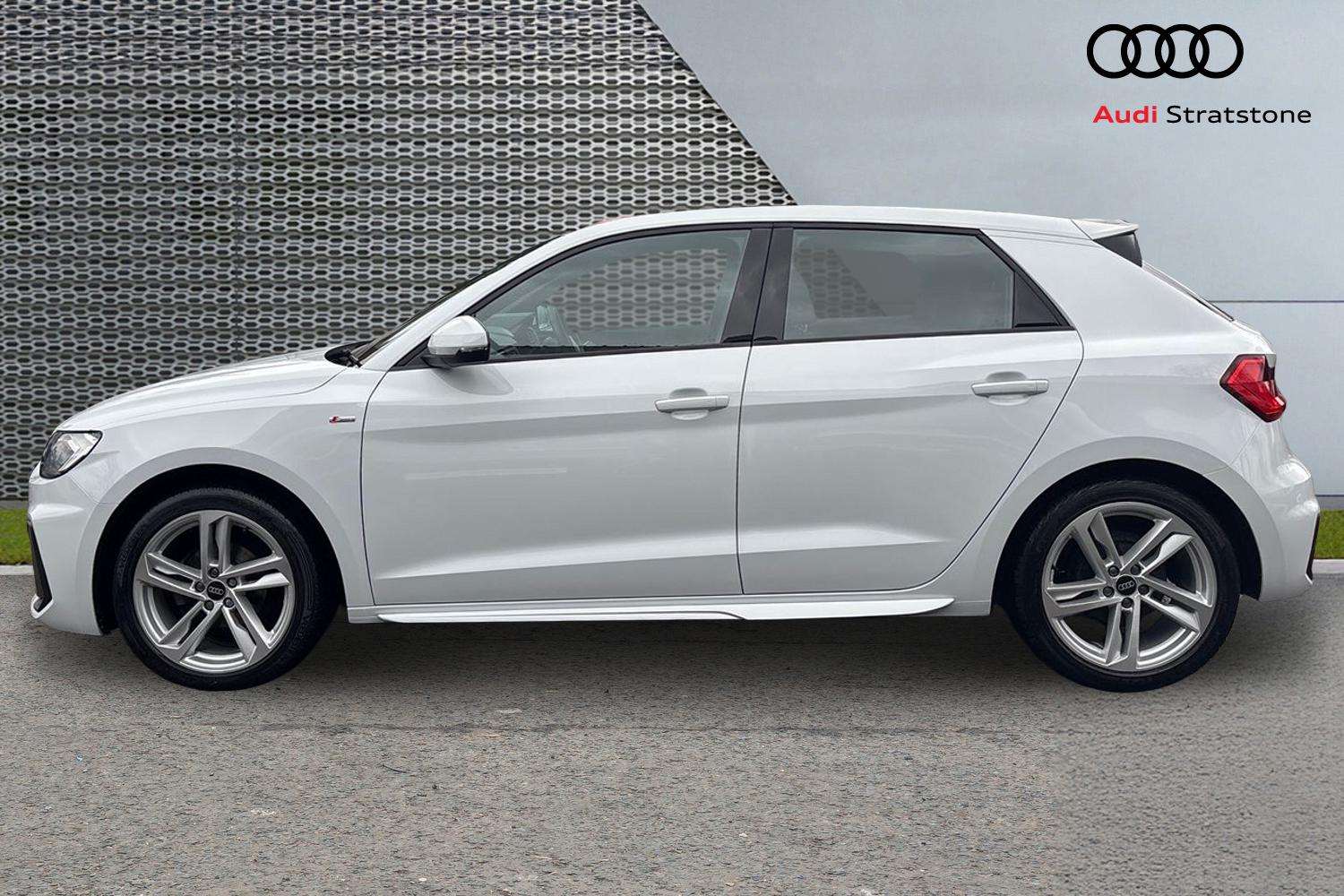 Used Audi A1 2023 for sale - 77414845: Photo 8