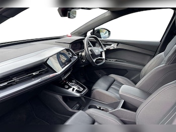 Used Audi Q4 e-tron 2024 for sale - 77589242: Photo