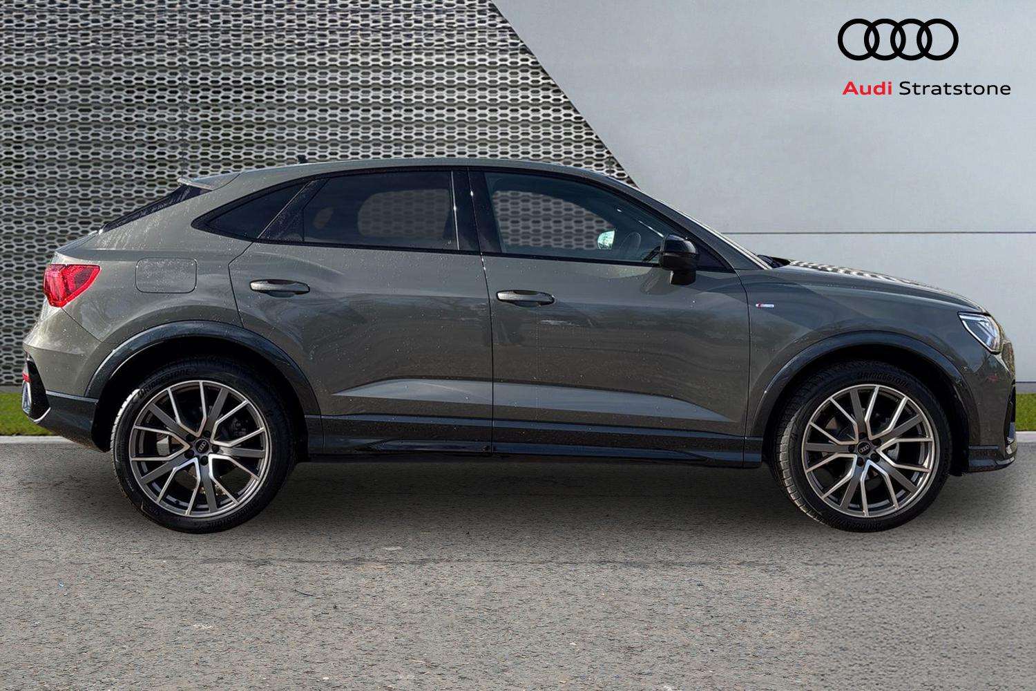 Used Audi Q3 2025 for sale - 77577455: Photo 4