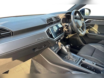 Used Audi Q3 2022 for sale - 77756664: Photo