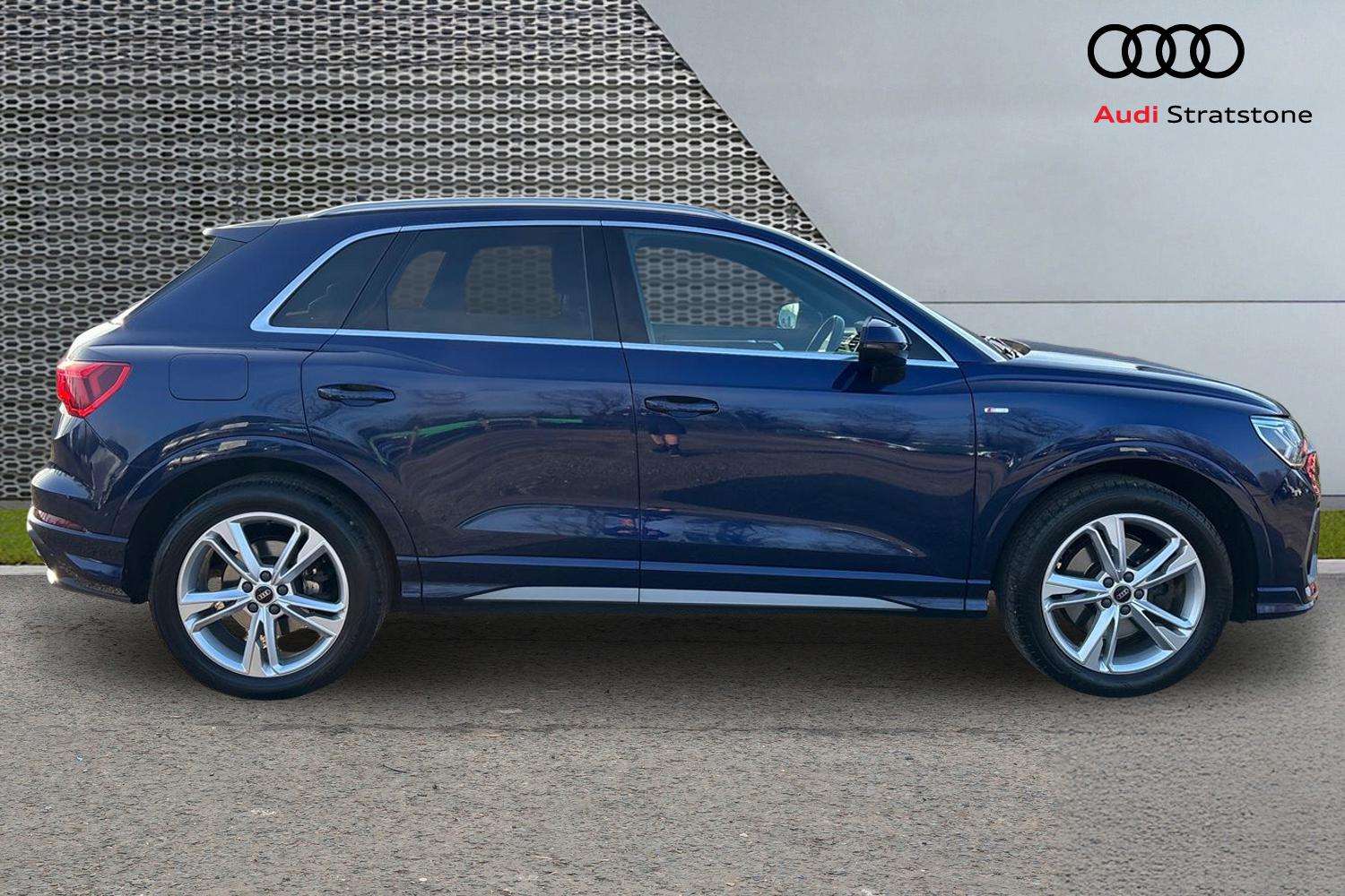 Used Audi Q3 2022 for sale - 77756664: Photo 4