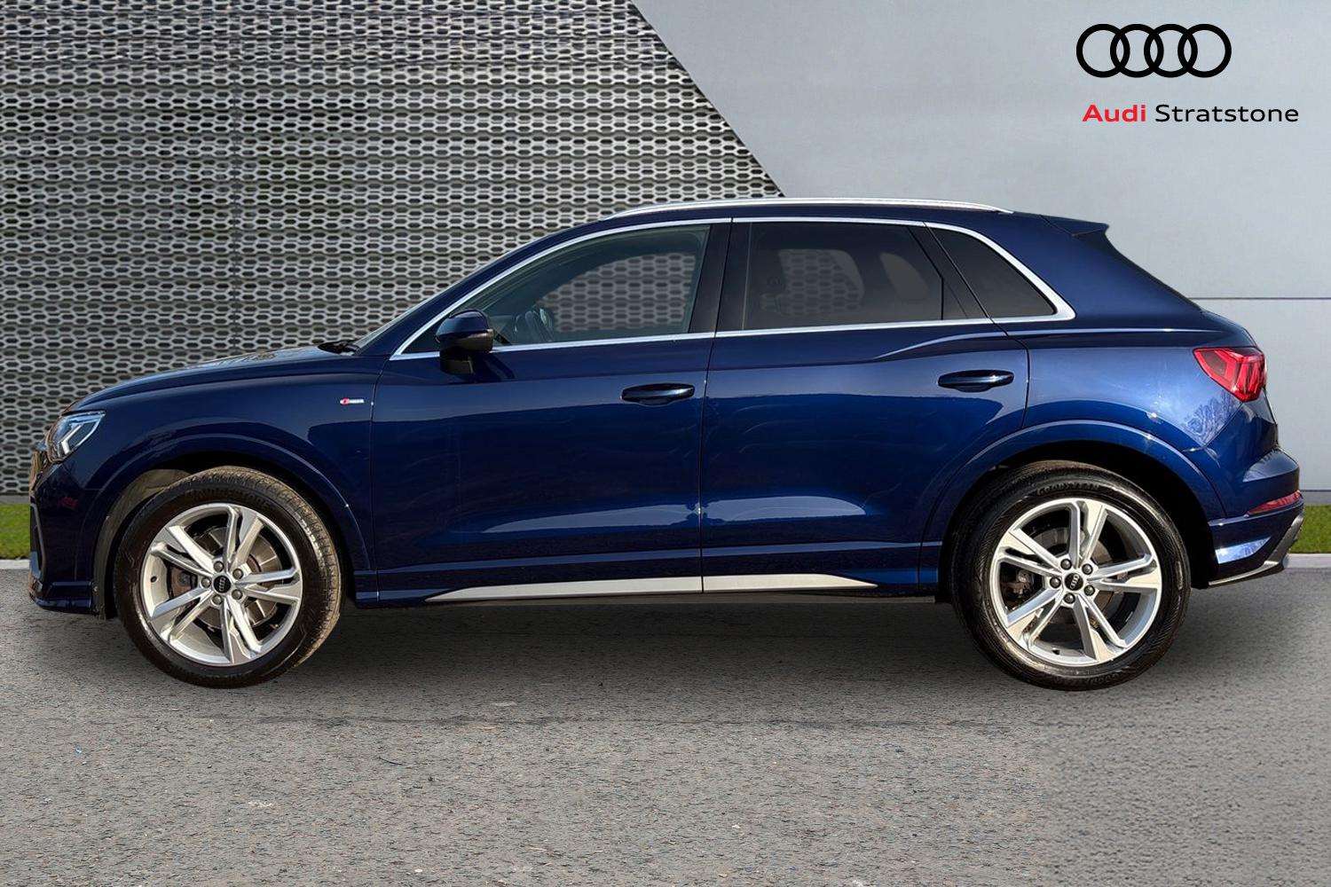 Used Audi Q3 2022 for sale - 77756664: Photo 8